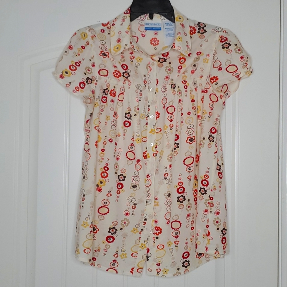 MATERNITY BUTTON DOWN BLOUSE